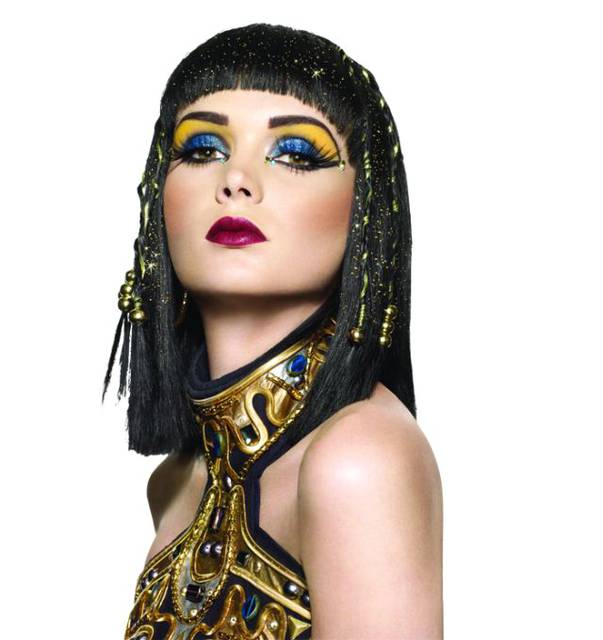 dica de maquiagem Cleópatra no Halloween